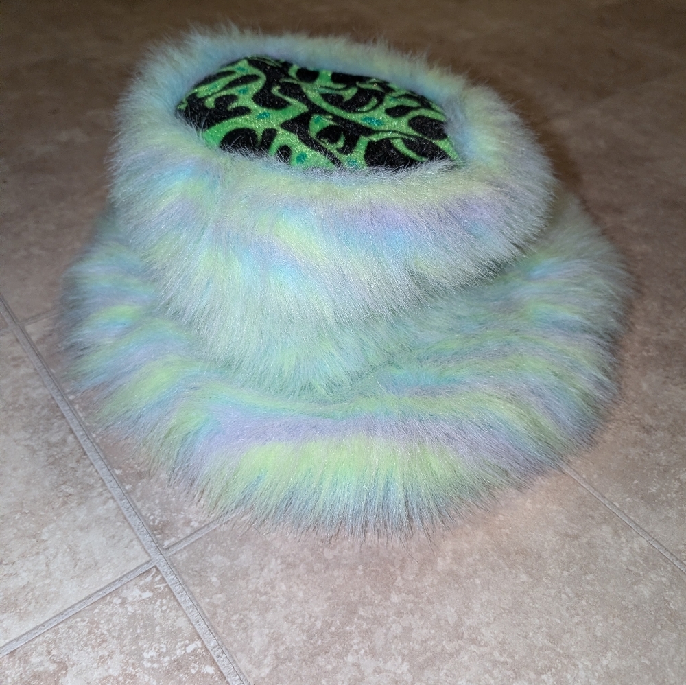 Vintage Green Flaming Fuzzy  plush party hat men woman Pimp Rave EDM Y2k